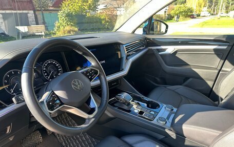 Volkswagen Touareg III, 2022 год, 7 450 000 рублей, 10 фотография