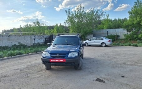 Chevrolet Niva I рестайлинг, 2017 год, 600 000 рублей, 4 фотография