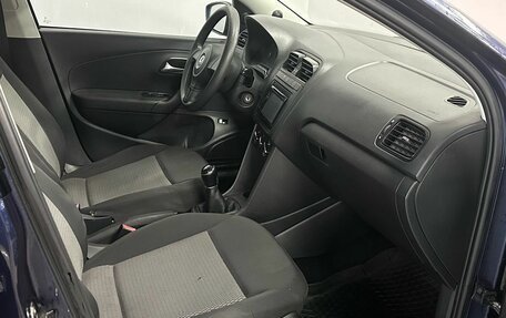 Volkswagen Polo VI (EU Market), 2011 год, 450 000 рублей, 11 фотография