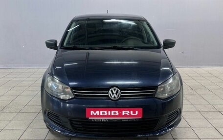 Volkswagen Polo VI (EU Market), 2011 год, 450 000 рублей, 2 фотография