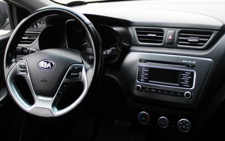 KIA Rio III рестайлинг, 2015 год, 1 079 000 рублей, 19 фотография