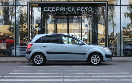 KIA Rio II, 2007 год, 590 000 рублей, 2 фотография