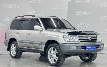 Toyota Land Cruiser 100 рестайлинг 2, 2004 год, 1 680 000 рублей, 5 фотография