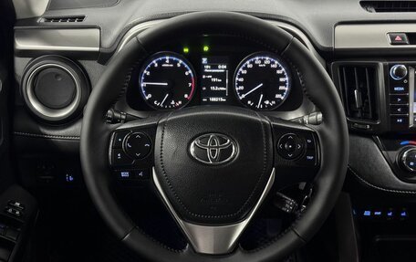 Toyota RAV4, 2017 год, 2 460 000 рублей, 19 фотография