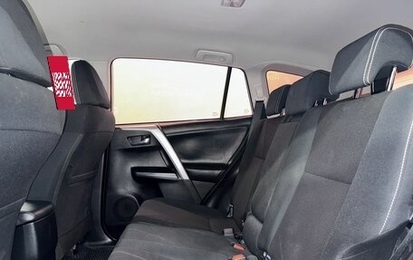 Toyota RAV4, 2017 год, 2 460 000 рублей, 15 фотография