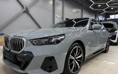 BMW 5 серия, 2025 год, 7 500 000 рублей, 2 фотография