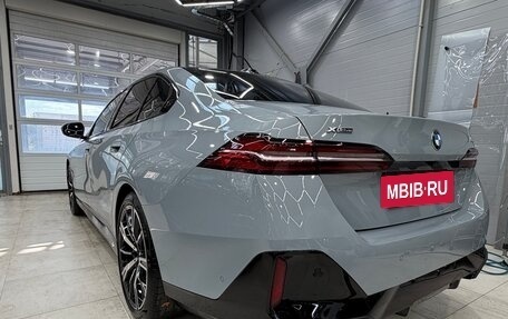 BMW 5 серия, 2025 год, 7 500 000 рублей, 3 фотография