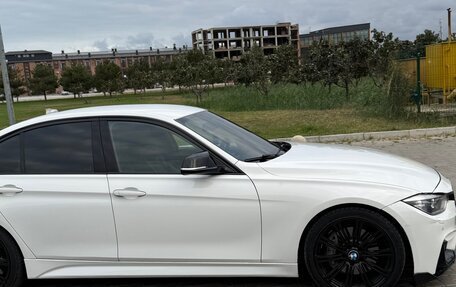BMW 3 серия, 2016 год, 1 050 000 рублей, 2 фотография