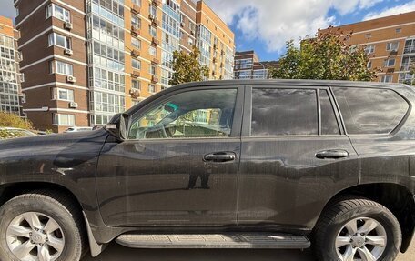 Toyota Land Cruiser Prado 150 рестайлинг 2, 2013 год, 2 600 000 рублей, 9 фотография