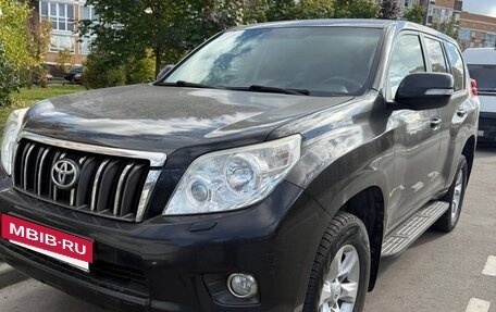 Toyota Land Cruiser Prado 150 рестайлинг 2, 2013 год, 2 600 000 рублей, 5 фотография