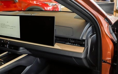 Lexus ES, 2026 год, 6 200 041 рублей, 15 фотография