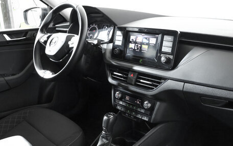 Skoda Rapid II, 2021 год, 1 680 000 рублей, 9 фотография