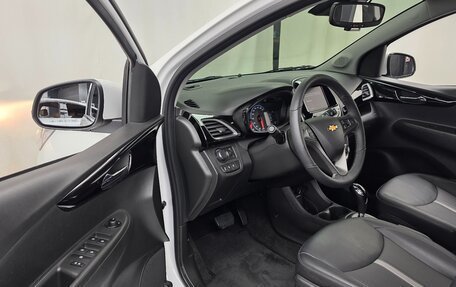 Chevrolet Spark IV, 2022 год, 970 000 рублей, 9 фотография