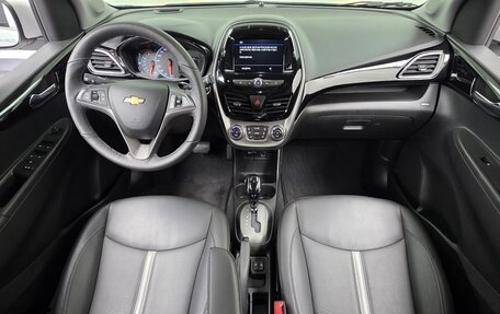 Chevrolet Spark IV, 2022 год, 970 000 рублей, 10 фотография
