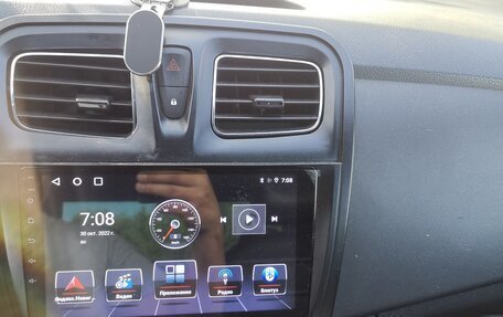 Renault Logan II, 2015 год, 560 000 рублей, 11 фотография