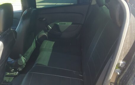 Renault Logan II, 2015 год, 560 000 рублей, 12 фотография