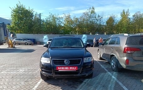 Volkswagen Touareg III, 2004 год, 850 000 рублей, 4 фотография