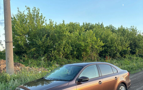 Volkswagen Jetta VI, 2015 год, 1 250 000 рублей, 4 фотография