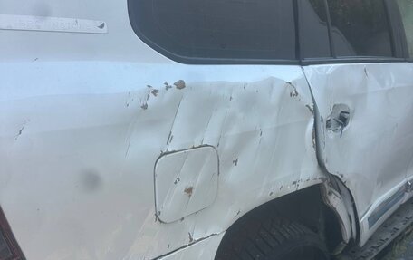 Toyota Land Cruiser 200, 2015 год, 2 500 000 рублей, 4 фотография