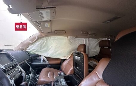 Toyota Land Cruiser 200, 2015 год, 2 500 000 рублей, 11 фотография