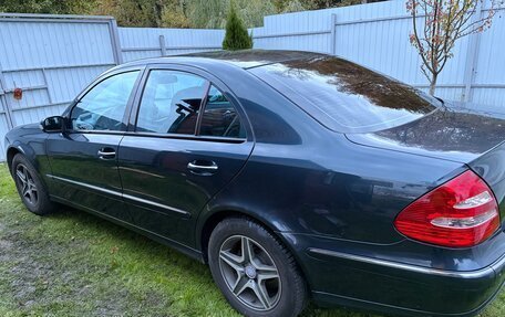 Mercedes-Benz E-Класс, 2004 год, 970 000 рублей, 4 фотография