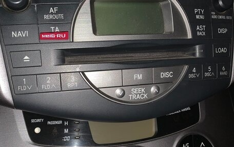 Toyota RAV4, 2007 год, 1 300 000 рублей, 11 фотография
