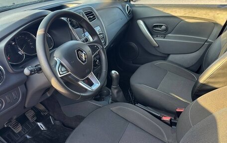 Renault Sandero II рестайлинг, 2018 год, 950 000 рублей, 3 фотография