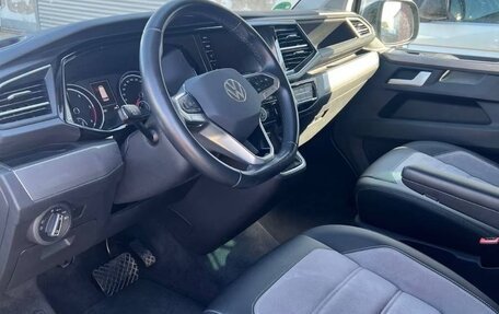 Volkswagen Multivan T6 рестайлинг, 2022 год, 5 499 966 рублей, 5 фотография