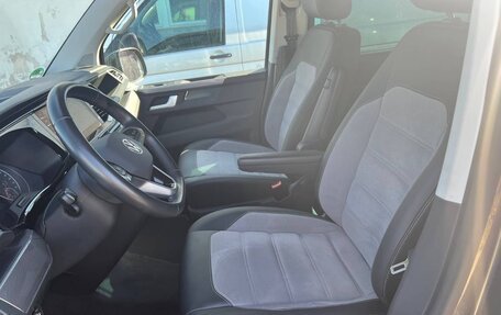 Volkswagen Multivan T6 рестайлинг, 2022 год, 5 499 966 рублей, 4 фотография