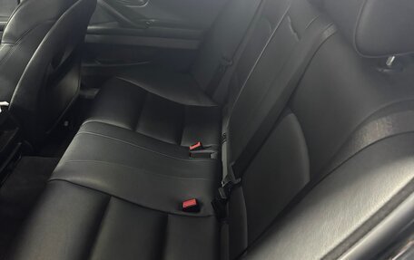 BMW 5 серия, 2015 год, 2 090 000 рублей, 13 фотография