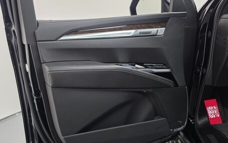 Cadillac Escalade V, 2025 год, 20 380 548 рублей, 24 фотография
