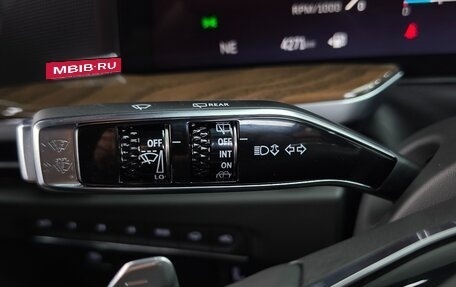 Cadillac Escalade V, 2025 год, 20 380 548 рублей, 36 фотография