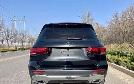 Mercedes-Benz GLB, 2022 год, 3 010 000 рублей, 4 фотография