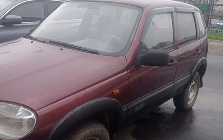 Chevrolet Niva I рестайлинг, 2004 год, 350 000 рублей, 3 фотография
