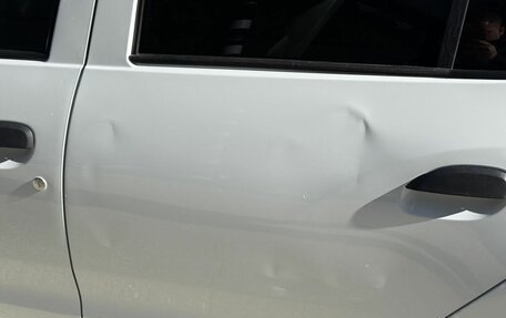 Renault Logan II, 2018 год, 350 000 рублей, 6 фотография