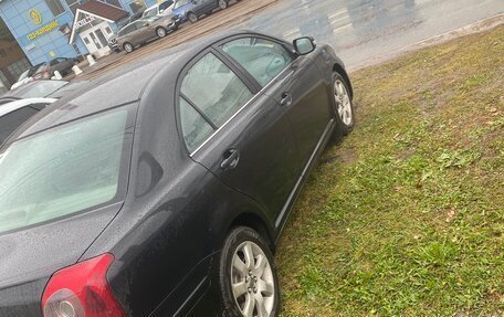 Toyota Avensis III рестайлинг, 2007 год, 680 000 рублей, 5 фотография