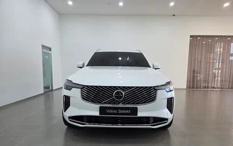 Volvo XC90 II рестайлинг, 2025 год, 9 811 468 рублей, 2 фотография