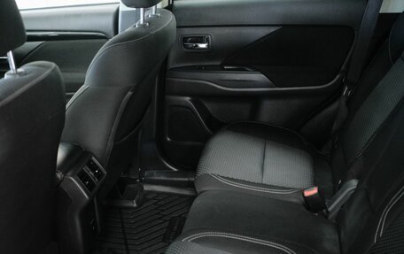 Mitsubishi Outlander III рестайлинг 3, 2020 год, 2 551 000 рублей, 26 фотография