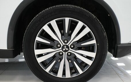 Mitsubishi Outlander III рестайлинг 3, 2020 год, 2 551 000 рублей, 30 фотография