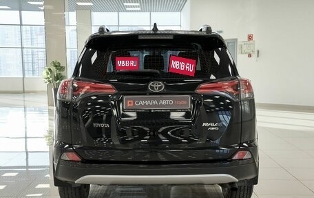 Toyota RAV4, 2018 год, 2 385 000 рублей, 8 фотография