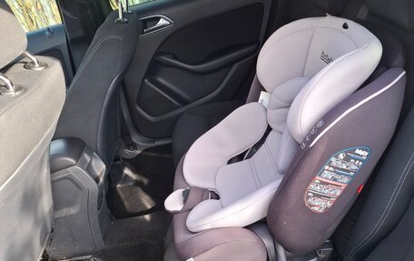 Mercedes-Benz B-Класс, 2012 год, 1 200 000 рублей, 23 фотография