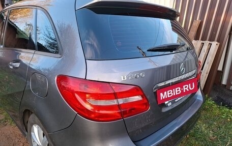 Mercedes-Benz B-Класс, 2012 год, 1 200 000 рублей, 31 фотография