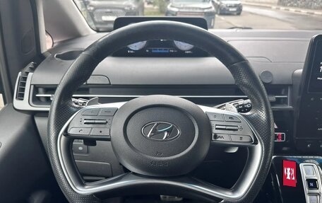Hyundai Staria, 2022 год, 4 300 000 рублей, 22 фотография
