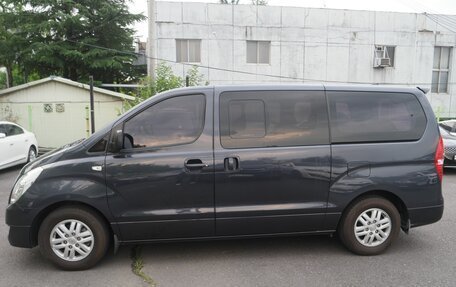 Hyundai Grand Starex Grand Starex I рестайлинг 2, 2017 год, 1 950 000 рублей, 4 фотография
