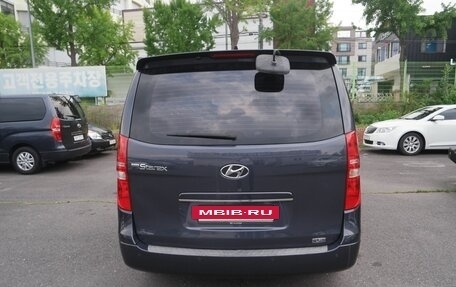 Hyundai Grand Starex Grand Starex I рестайлинг 2, 2017 год, 1 950 000 рублей, 5 фотография