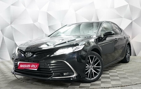 Toyota Camry, 2021 год, 2 850 000 рублей, 1 фотография