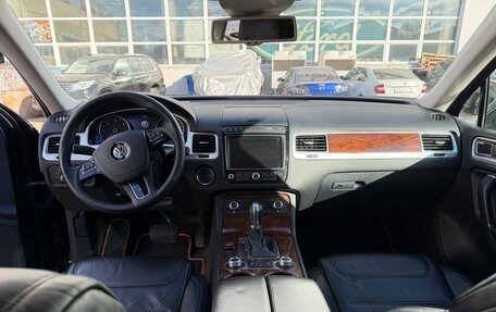 Volkswagen Touareg III, 2015 год, 2 750 000 рублей, 7 фотография