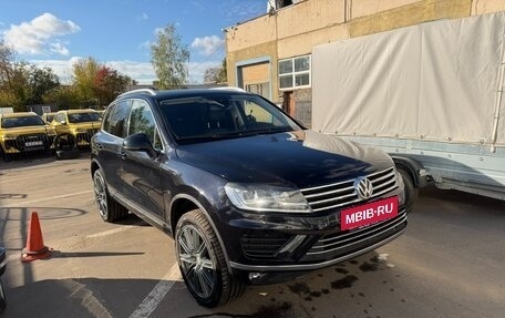 Volkswagen Touareg III, 2015 год, 2 750 000 рублей, 11 фотография