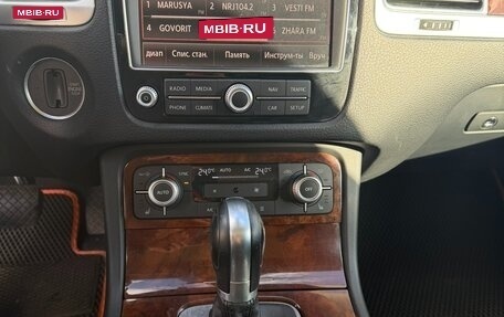 Volkswagen Touareg III, 2015 год, 2 750 000 рублей, 9 фотография