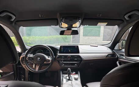 BMW 5 серия, 2017 год, 4 500 000 рублей, 8 фотография
